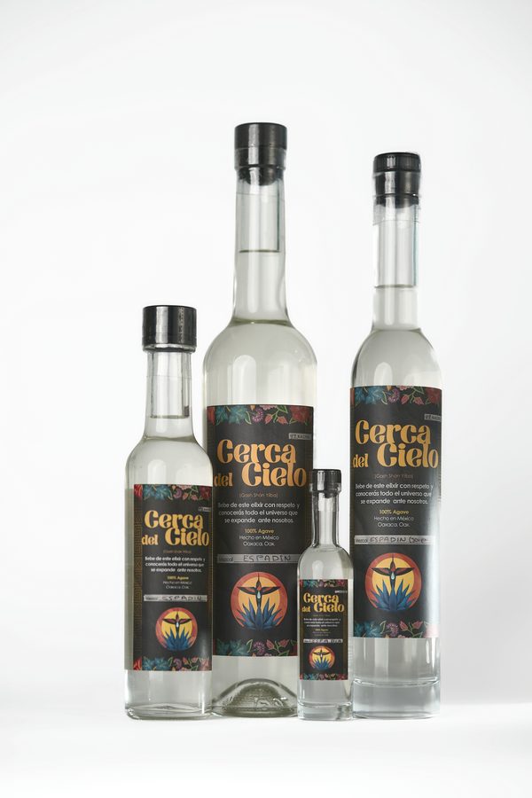Bebidas artesanales con etiqueta