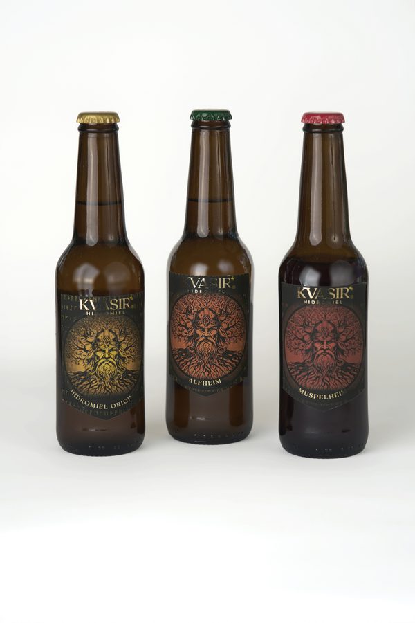 Cervezas artesanales con etiqueta